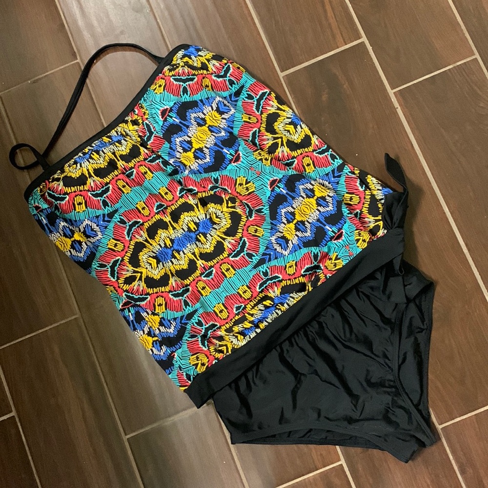 Dippin Daisy’s swimsuit 2 piece size 14